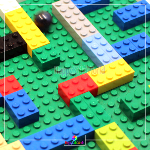 Лабиринт для шарика из Lego